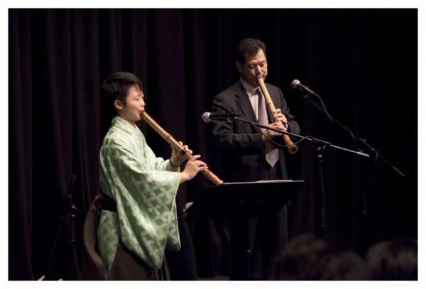 《蘋果日報》重溫神秘嘉賓楊光與穎蓉精彩尺八即興片段