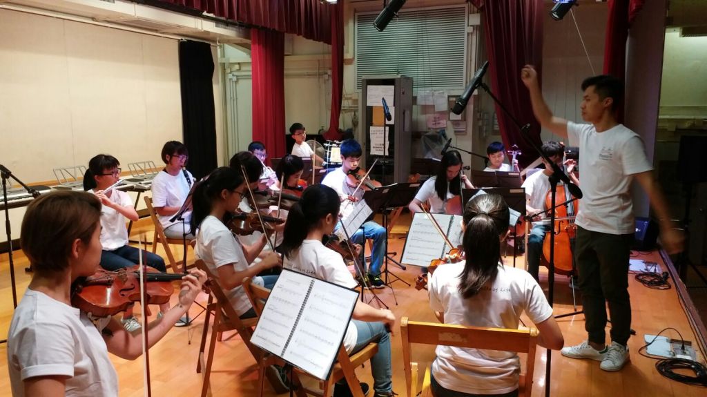 於社區組織協會Soco畢業典禮擔任表演嘉賓